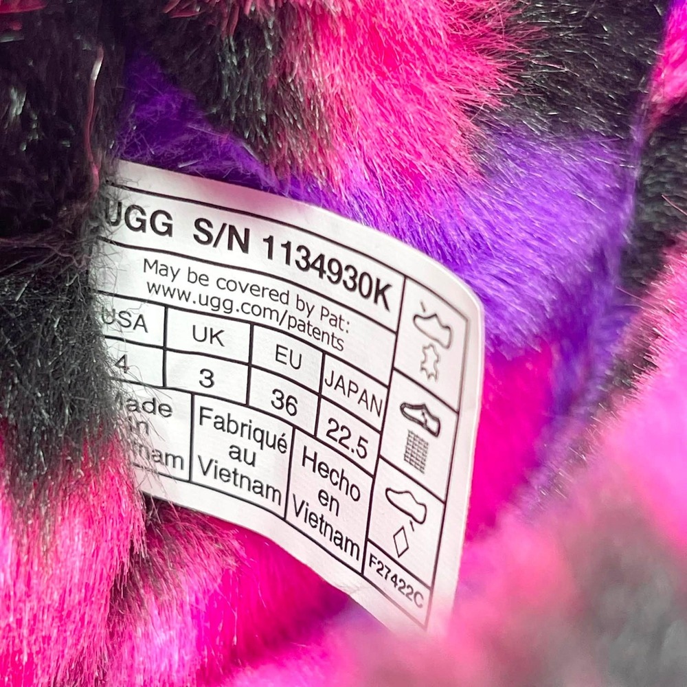Ugg Mini Bailey Bow Boots Youth Girls 4 Pink Plaid Punk Rock Black Fur - Picture 9 of 10